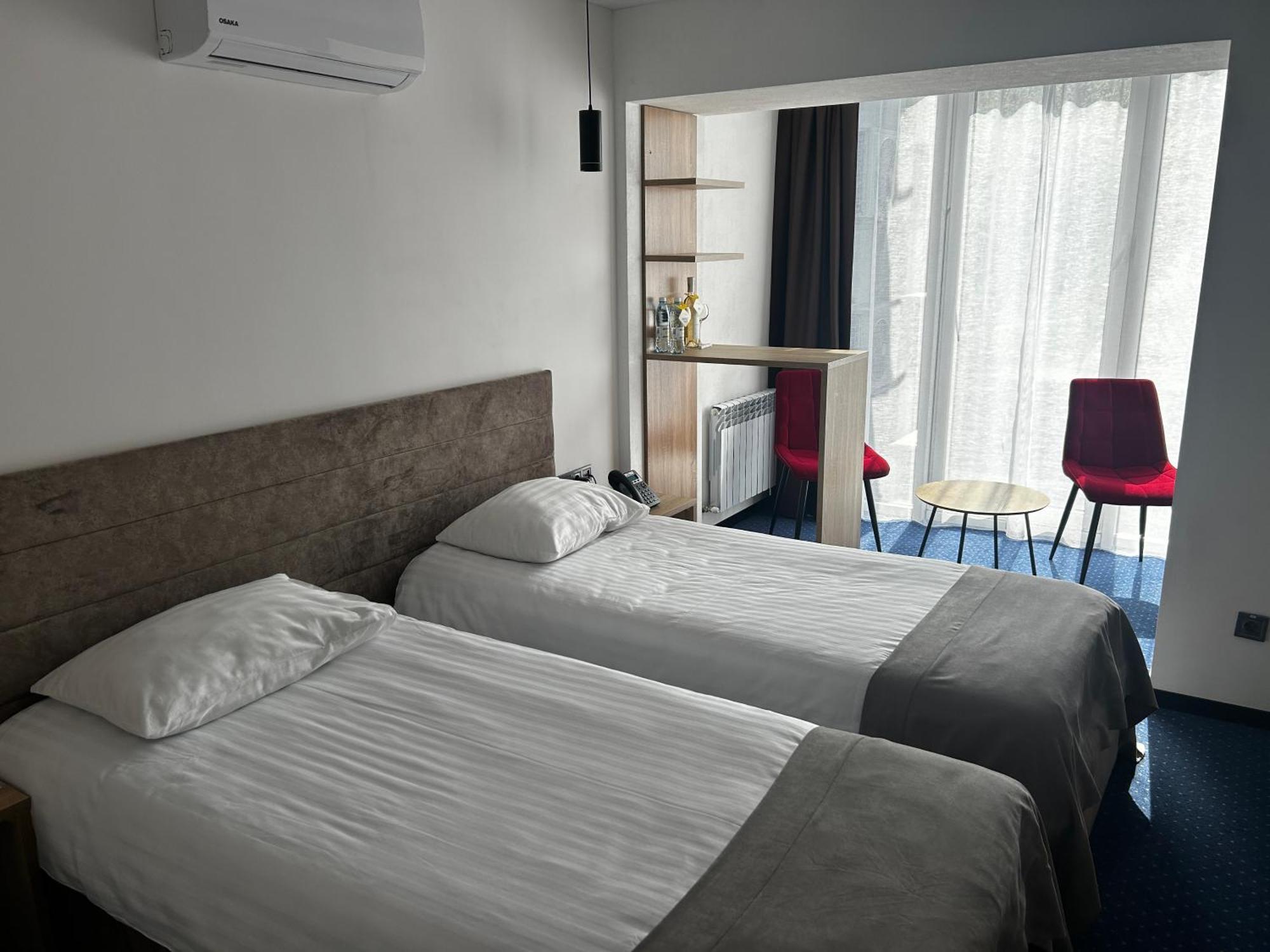 Optima Collection Kamianske Hotel Exterior photo